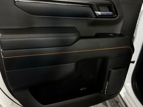 Used 2024 GMC Sierra 1500 AT4 image 30