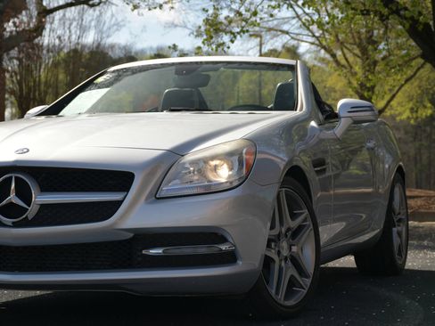 Used 2013 Mercedes-Benz SLK 250 image 51