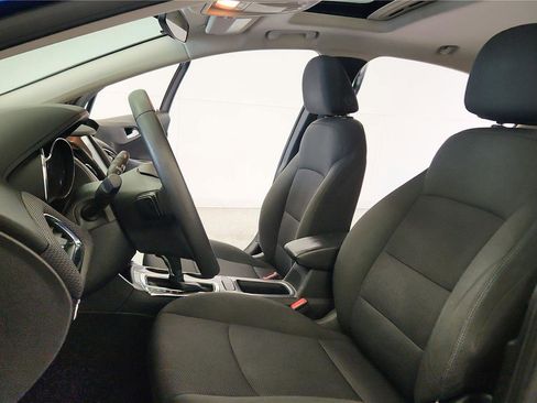 Used 2017 Chevrolet Cruze LT w/ Sun And Sound Package image 23