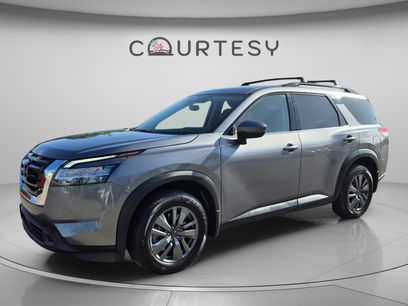Certified 2022 Nissan Pathfinder SV