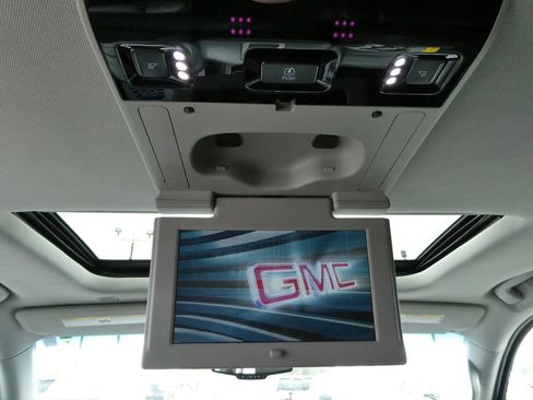 Used 2018 GMC Yukon Denali w/ Denali Ultimate Package image 21