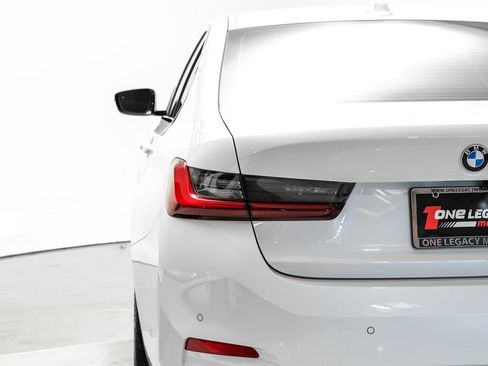 Used 2023 BMW 330i Sedan w/ Premium Package RWD image 47