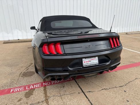 Used 2020 Ford Mustang GT Premium RWD image 5