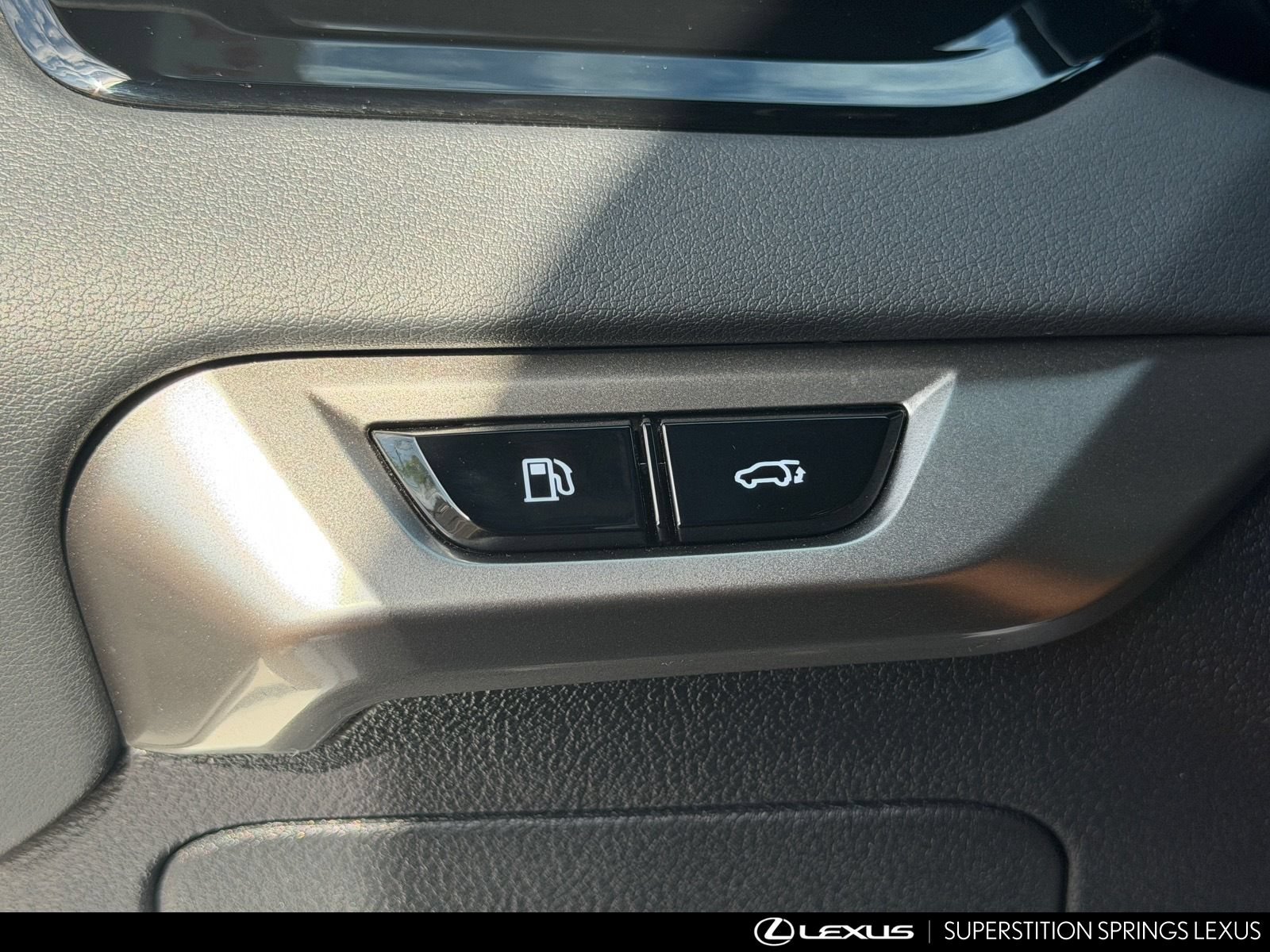 Certified 2025 Lexus RX 350 FWD image 27