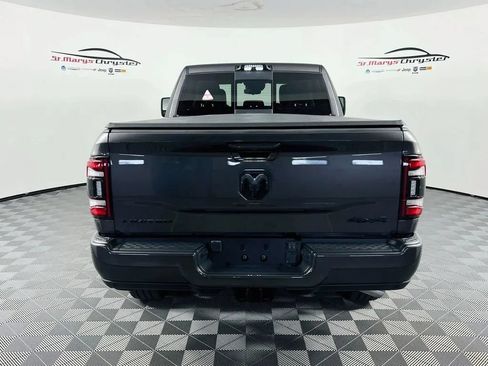Used 2024 RAM 3500 Limited AWD/4WD image 7