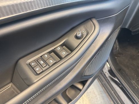 New 2025 Jeep Grand Cherokee Laredo w/ Luxury Tech Group I image 17