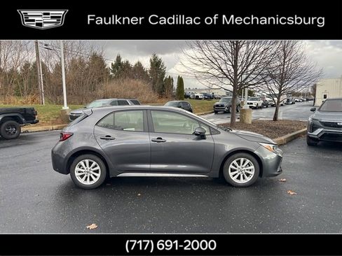 Used 2023 Toyota Corolla SE image 3