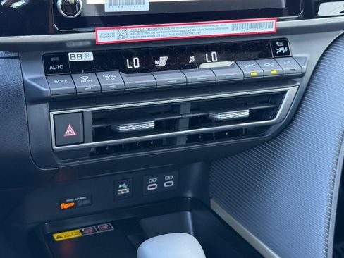 New 2026 Toyota Camry SE FWD image 22