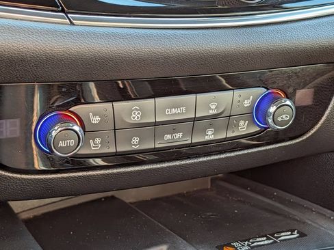 Used 2024 Buick Enclave Avenir w/ Avenir Technology Package AWD/4WD image 51