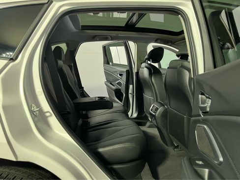 Used 2024 Acura RDX SH-AWD image 28