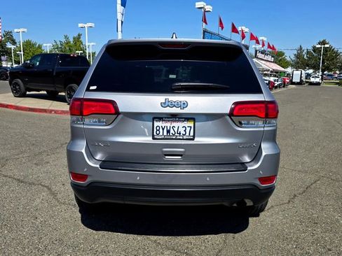 Certified 2021 Jeep Grand Cherokee Laredo X image 5
