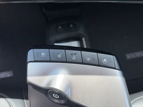 New 2025 Kia EV6 Wind image 19