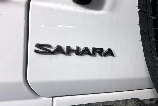 Used 2026 Jeep Wrangler Unlimited Sahara AWD/4WD image 21