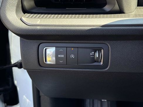 New 2026 Chevrolet Traverse LT w/ Driver Confidence Package image 24