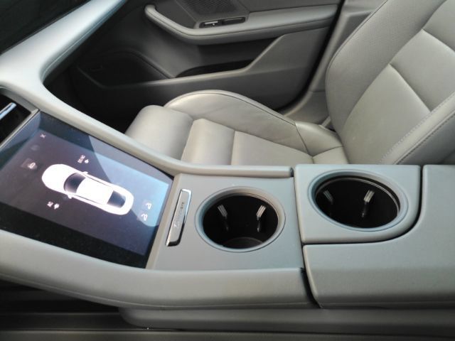 Used 2023 Porsche Taycan RWD image 42