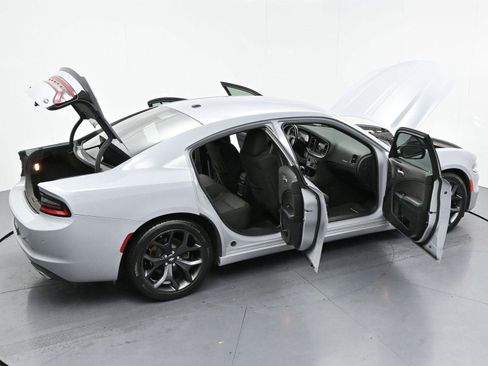 Used 2020 Dodge Charger SXT w/ Blacktop Package RWD image 39