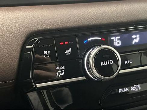 Used 2023 Honda Pilot Elite image 36