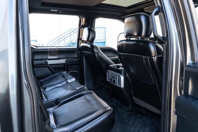 Used 2017 Ford F250 Lariat w/ Lariat Ultimate Package AWD/4WD image 25