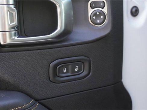 New 2026 Jeep Gladiator Sport image 20