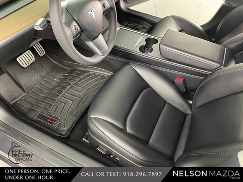 Used 2023 Tesla Model 3 Performance image 19