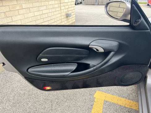 Used 2002 Porsche Boxster image 27