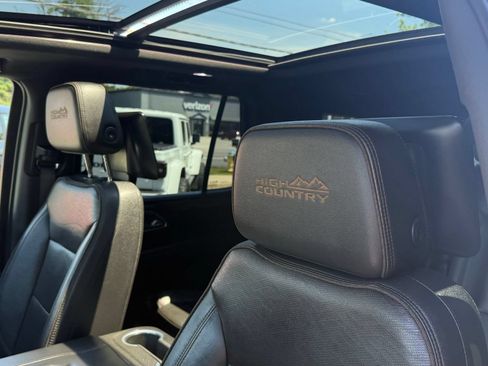 Used 2021 Chevrolet Tahoe High Country AWD/4WD image 44