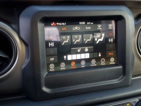 Used 2021 Jeep Gladiator Sport image 26