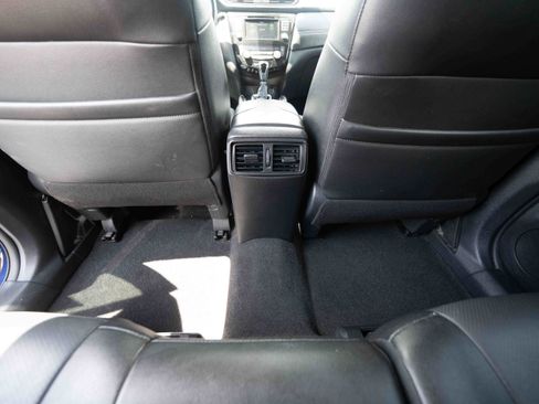 Used 2018 Nissan Rogue SL AWD/4WD image 22