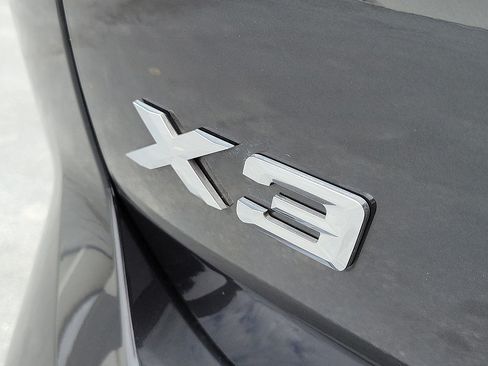 Used 2024 BMW X3 sDrive30i w/ M Sport Package RWD image 7