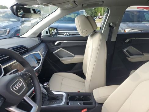 Certified 2024 Audi Q3 2.0T Premium Plus w/ Premium Plus Package image 17