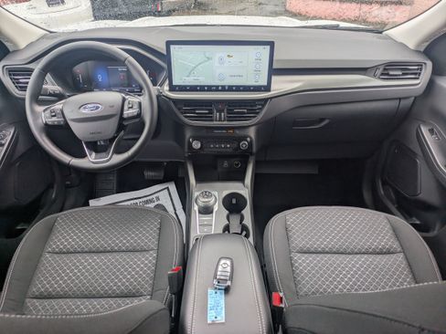 Certified 2025 Ford Escape Active w/ Tech Pack #1 AWD/4WD image 13