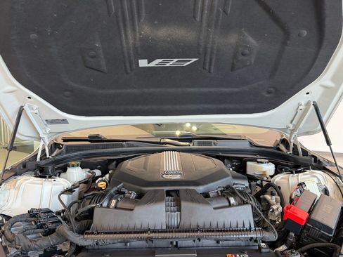Used 2023 Cadillac CT5 V w/ Platinum Package RWD image 55