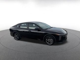 Used 2025 Kia K4 FWD video 2