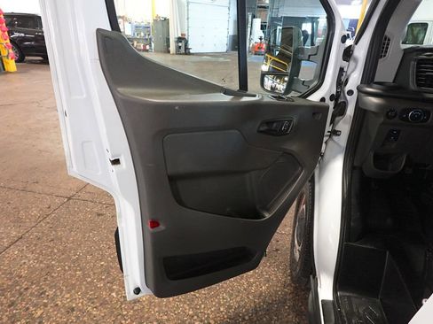 Certified 2023 Ford Transit 250 Medium Roof image 7