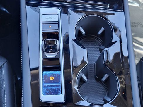 New 2026 Volkswagen Atlas SE image 17