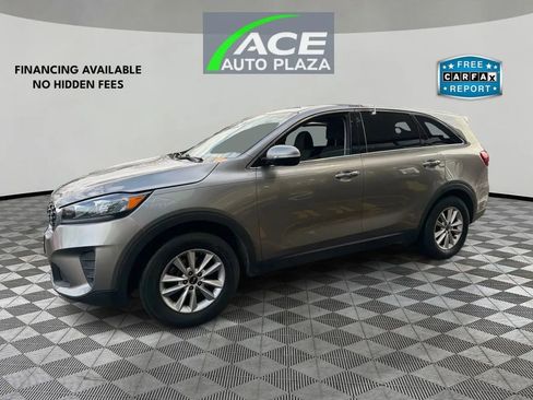 Used 2019 Kia Sorento L image 2