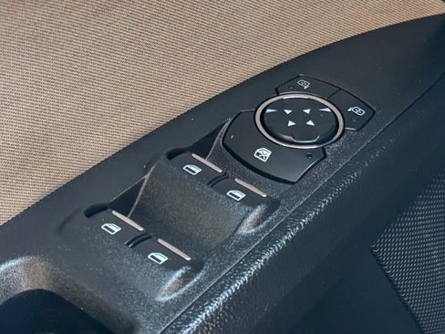 Used 2020 Ford Fusion S FWD image 26