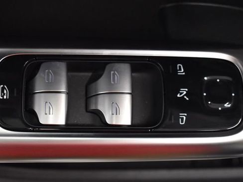 New 2026 Mercedes-Benz C 300 4MATIC Sedan image 21