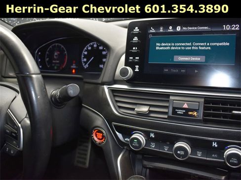 Used 2018 Honda Accord Sport image 28