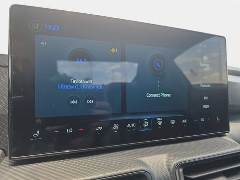 Used 2025 Ford Mustang Coupe RWD image 21