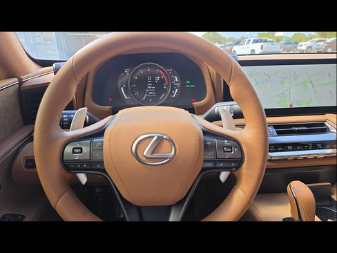 Used 2025 Lexus LC 500 Coupe w/ Dynamic Handling Package RWD image 40
