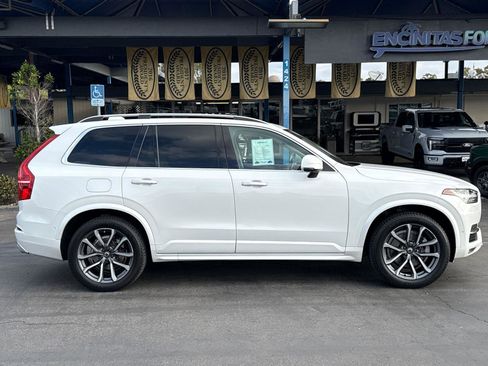 Used 2019 Volvo XC90 T6 Momentum w/ Advanced Package image 7