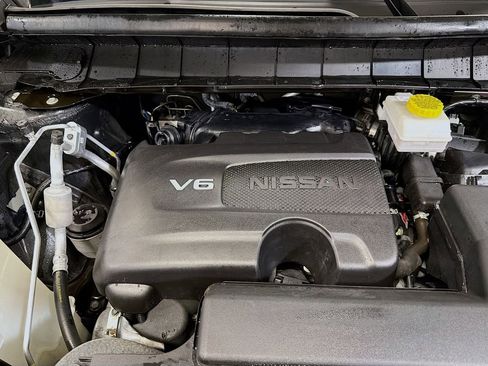 Used 2024 Nissan Pathfinder SL w/ Cargo Package AWD/4WD image 34