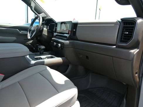 Certified 2026 GMC Sierra 1500 SLT w/ SLT Premium Plus Package AWD/4WD image 15
