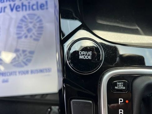 Certified 2024 Kia Seltos EX AWD/4WD image 25