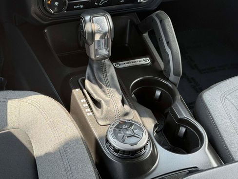 Used 2023 Ford Bronco 4-Door AWD/4WD image 18