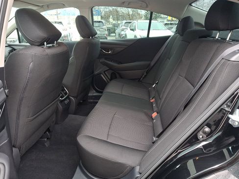 Used 2022 Subaru Legacy Premium image 10