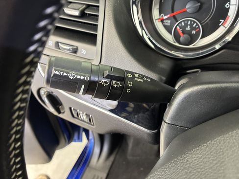 Used 2020 Dodge Grand Caravan SXT w/ Driver Convenience Group FWD image 24