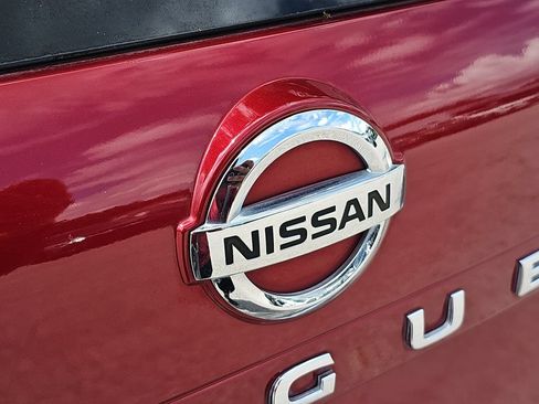 Used 2021 Nissan Rogue SV w/ Premium Package FWD image 33