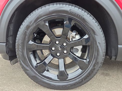 Used 2023 Ford Explorer ST-Line w/ Class IV Trailer Tow Package image 9